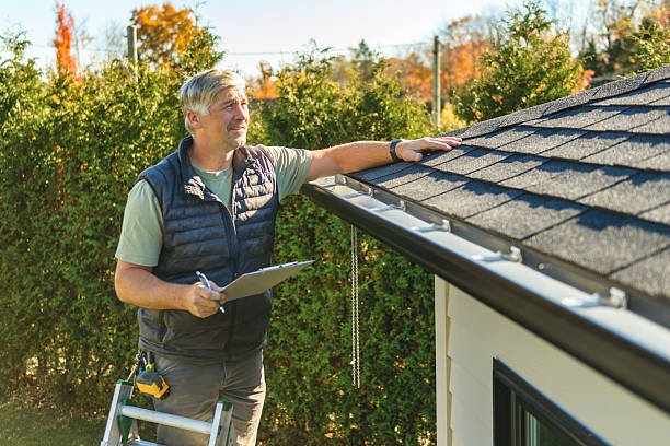Professional Roofing technician working in Spirit Lake, ID
